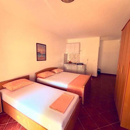 Guesthouse MB Knezevic Budva Extérieur photo