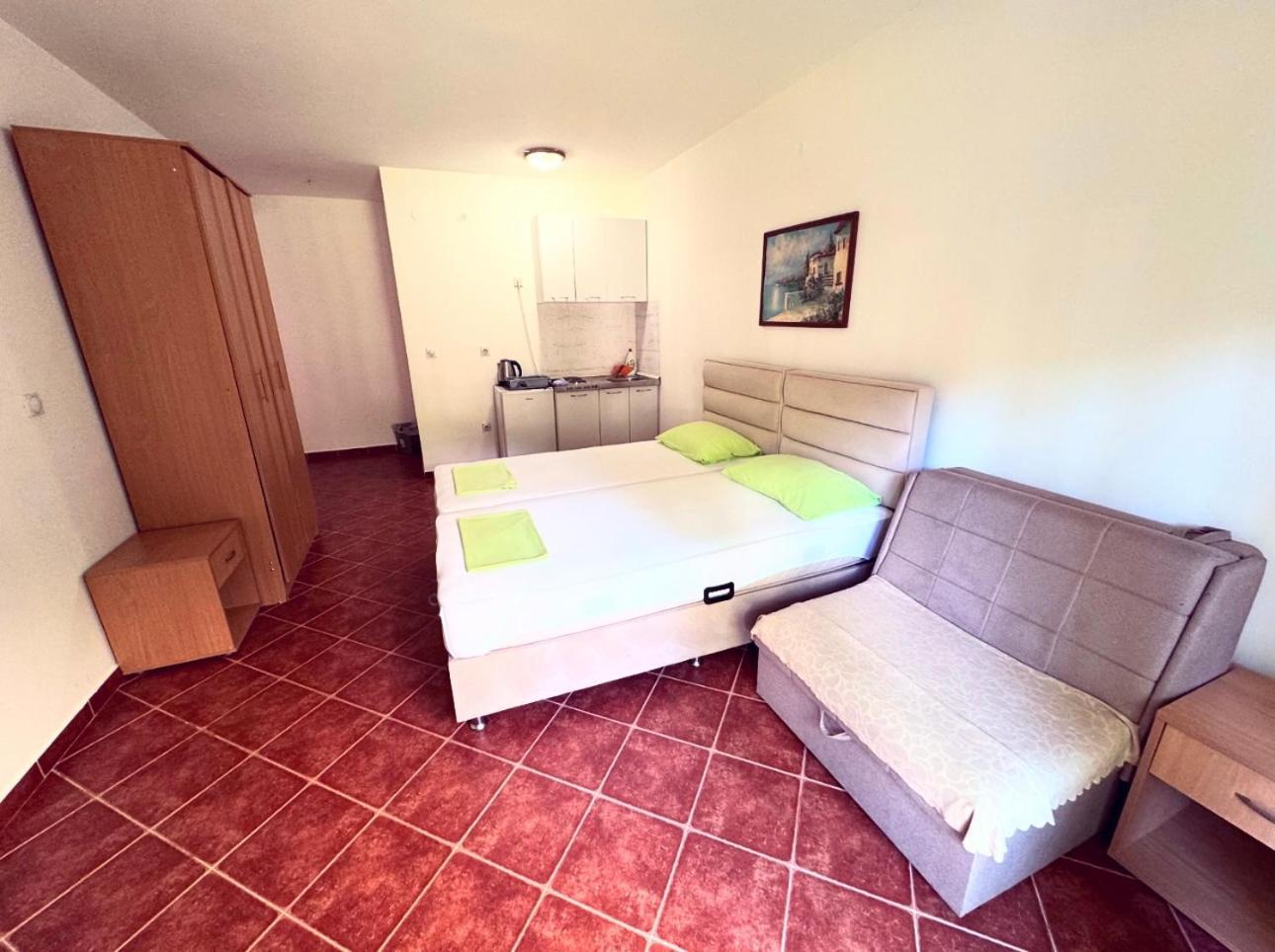 Guesthouse MB Knezevic Budva Extérieur photo