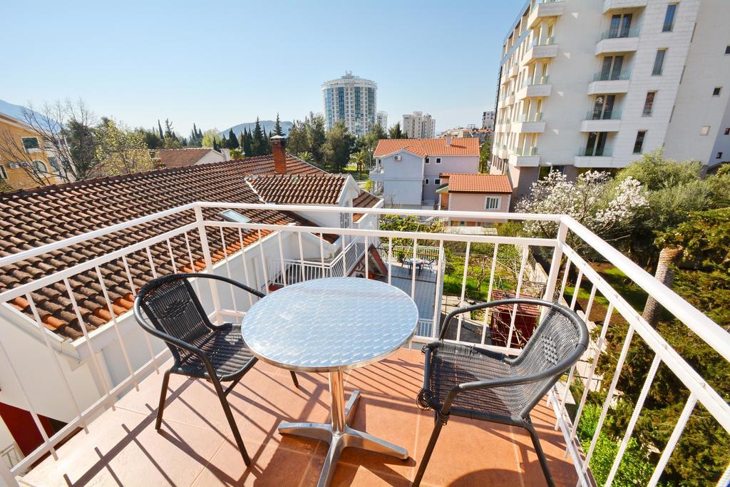 Guesthouse MB Knezevic Budva Extérieur photo