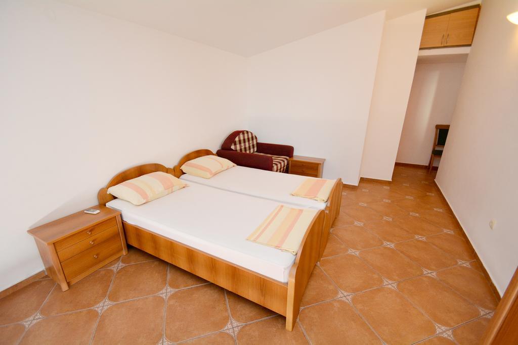 Guesthouse MB Knezevic Budva Extérieur photo
