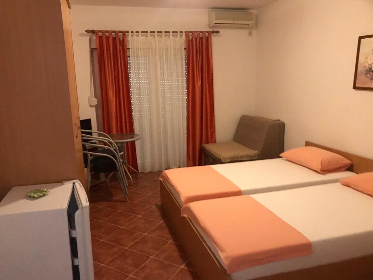 Guesthouse MB Knezevic Budva Extérieur photo
